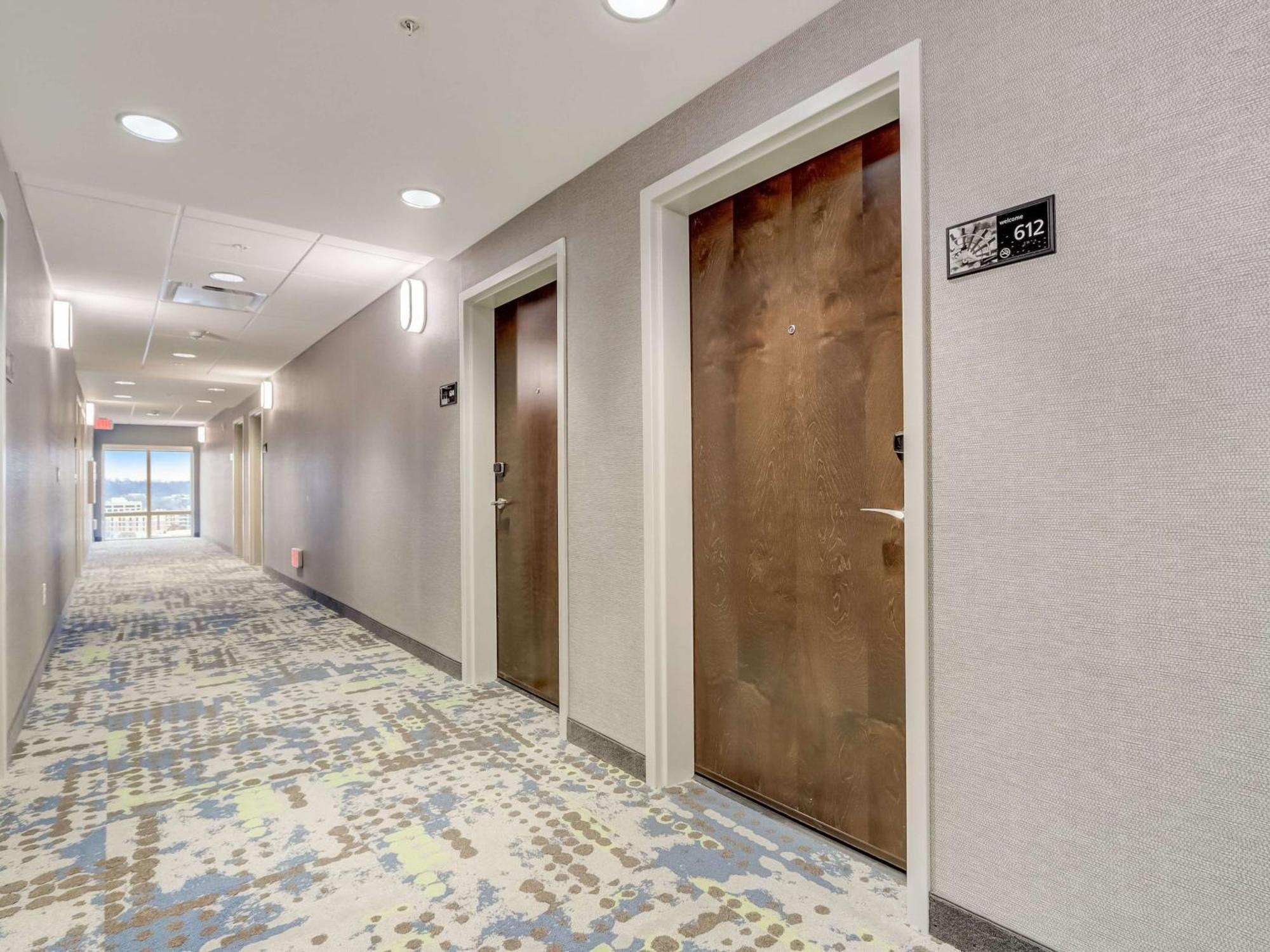 Hampton Inn & Suites Cincinnati Midtown Rookwood Exterior foto