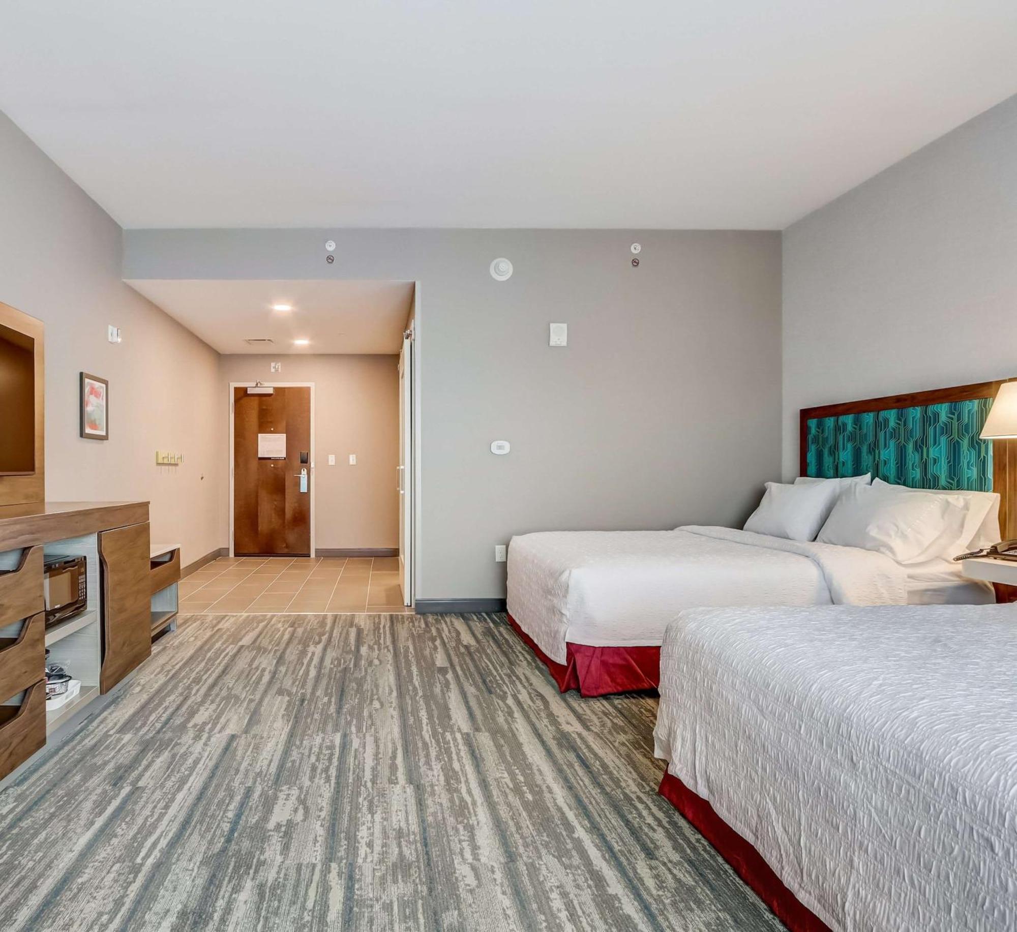 Hampton Inn & Suites Cincinnati Midtown Rookwood Exterior foto